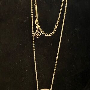 ✨ Kendra Scott Drusy Pendant Necklace – Gold